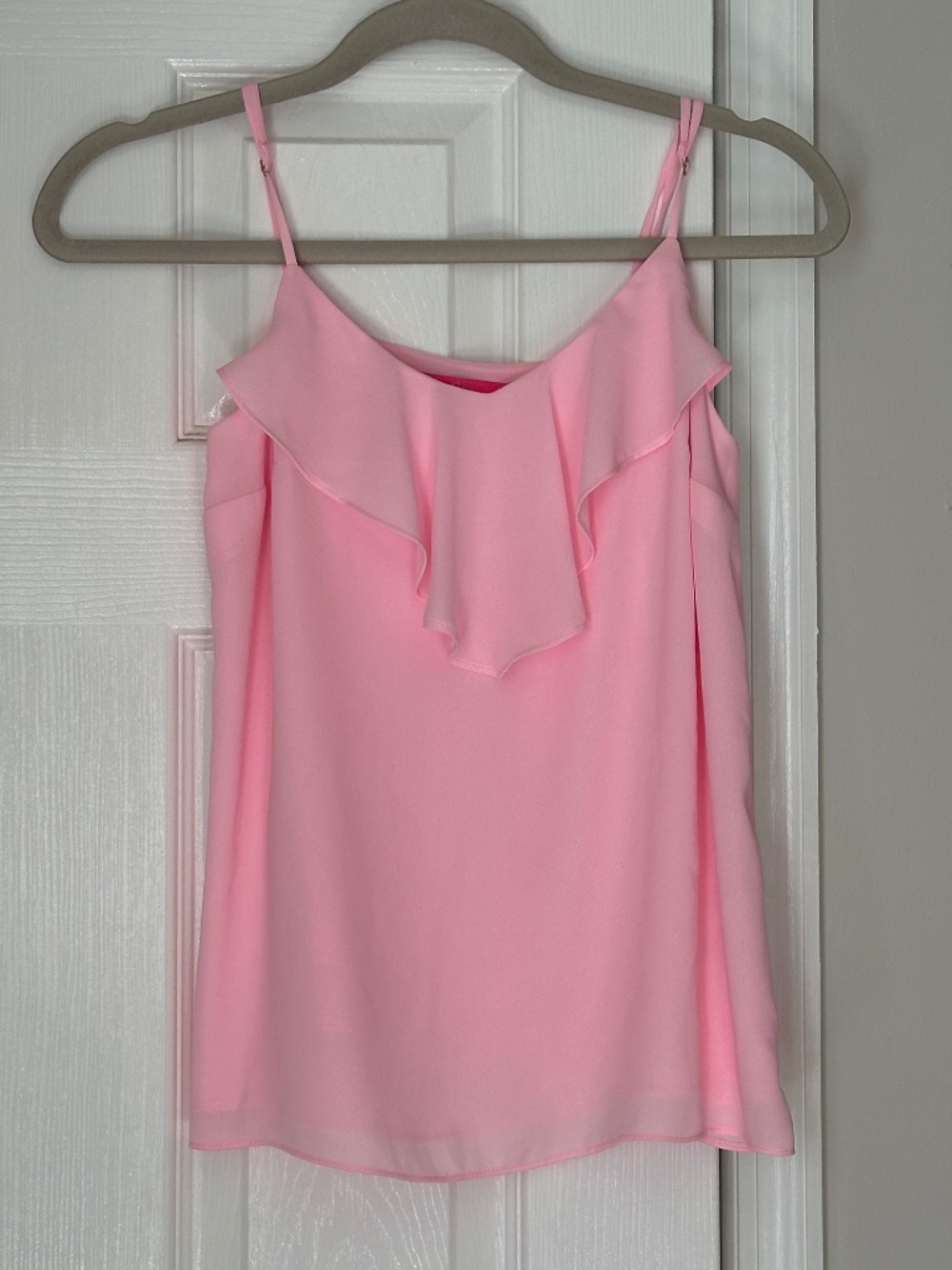 Lilly Pulitzer Karmen Cami Flutter Ruffle Pink V Neck Flounce Size Extra Small - Picture 1 of 7